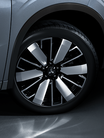 Mitsubishi Outlander SUV Aros dos tonos de 20” 