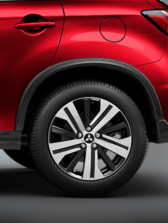 2025 Mitsubishi Outlander Sport Aros de 18 pulgadas en negro