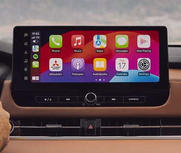 Pantalla de la Mitsubishi Outlander 2026 mostrando Apple CarPlay.