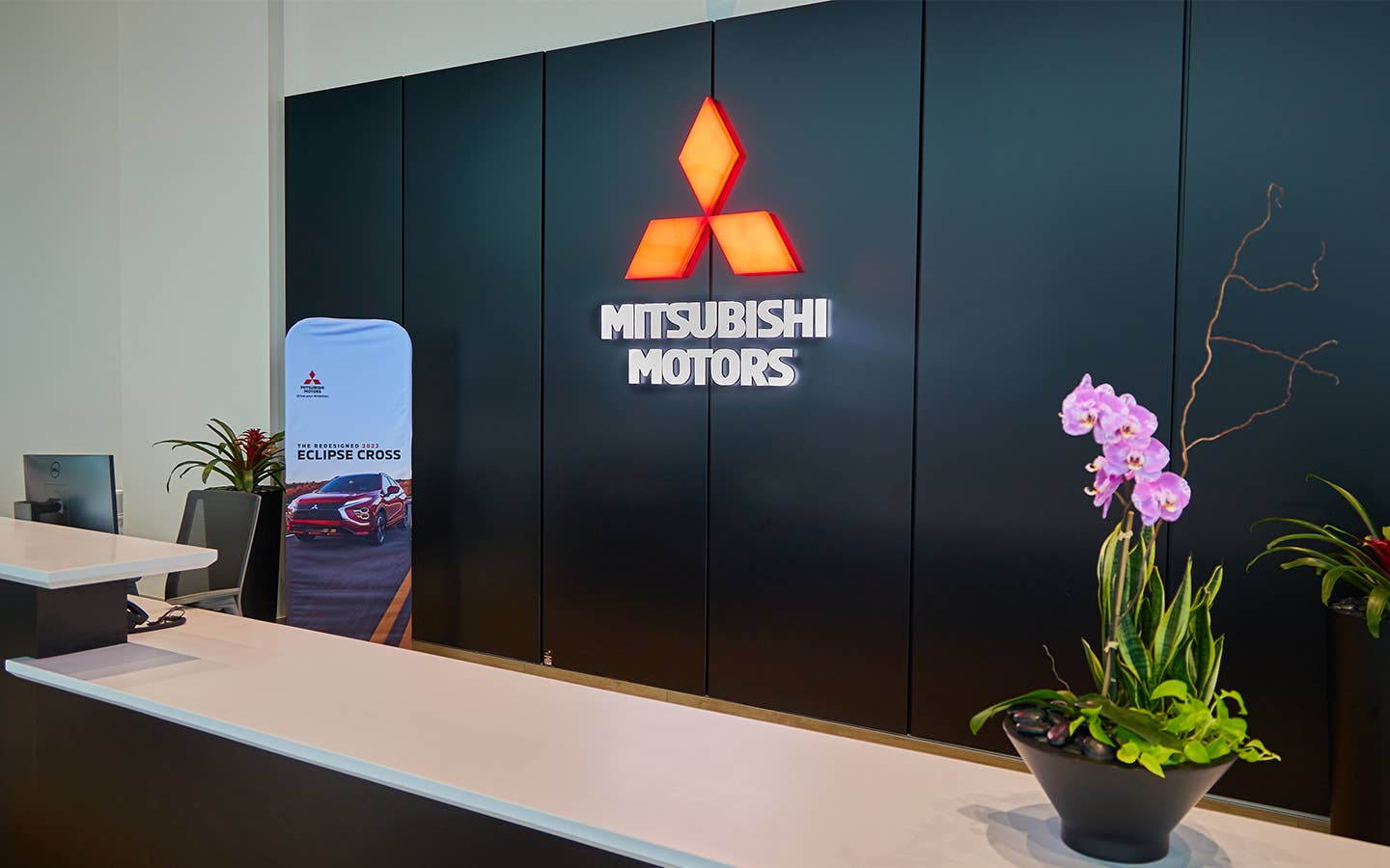 diamond care - front desk