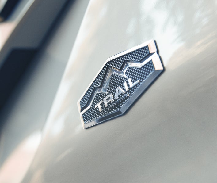 Trail Edition badge on the 2025 Mitsubishi Outlander Trail Edition SUV